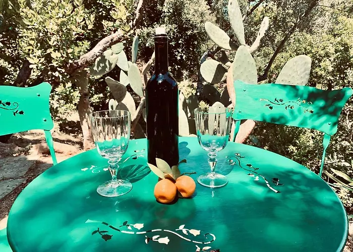 בית אירוח Pinelopi אולביה